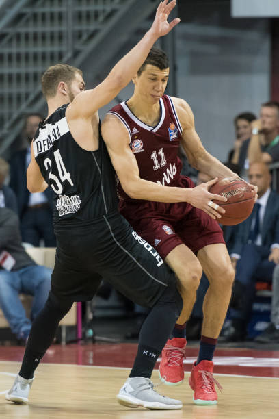 回顾这位天 回顾这位天