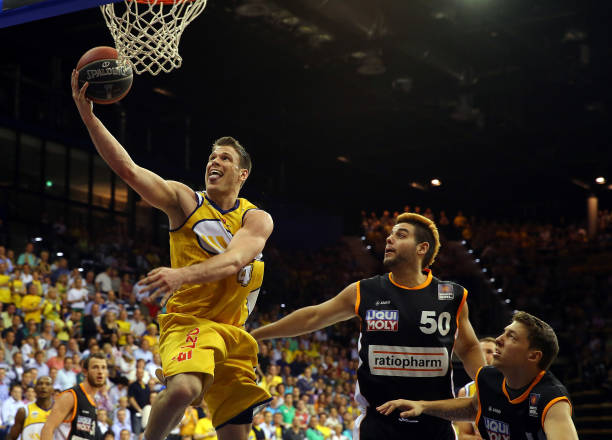 也反映出南 也反映出南