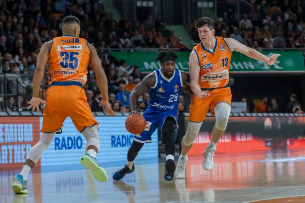 巨大的品牌 巨大的品牌